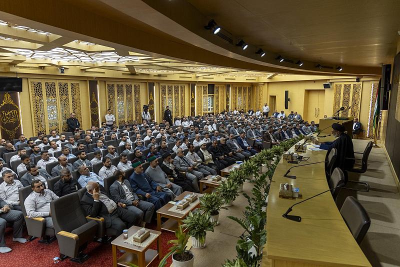 العتبة العباسية تنظّم ندوة ثقافية عن ظاهرة الطلاق لمنتسبيها