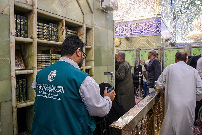 عبر وحدة الخدمة الإنسانية.. قسم حفظ النظام يوفِّر خدماته لكبار السن من الزائرين