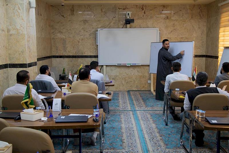 قسم شؤون المعارف ينظم دورة عن آليات عمل الفهارس الفنية للموسوعات والكتب لملاكاته