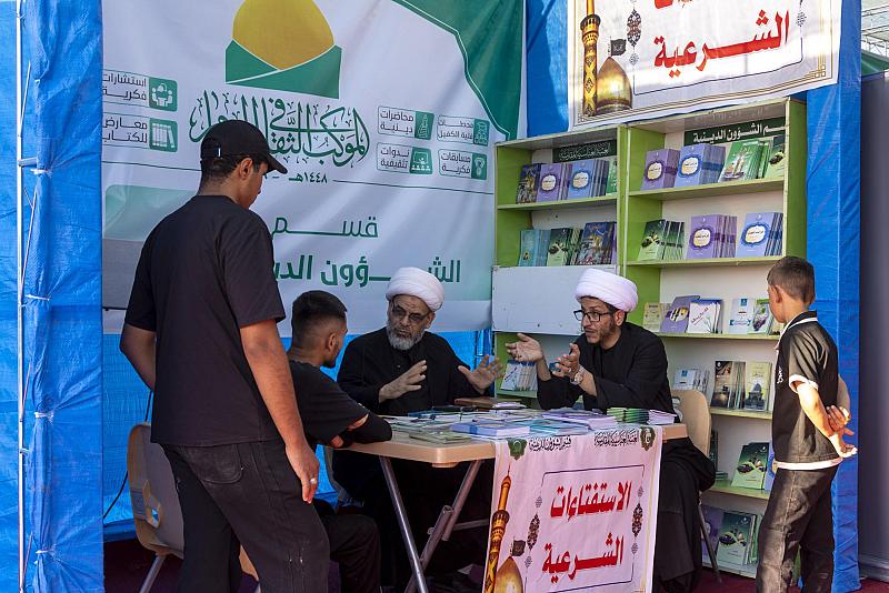 ضمن الموكب الثقافي العام.. قسم الشؤون الدينية يقدم خدماته لزائري الأربعين
