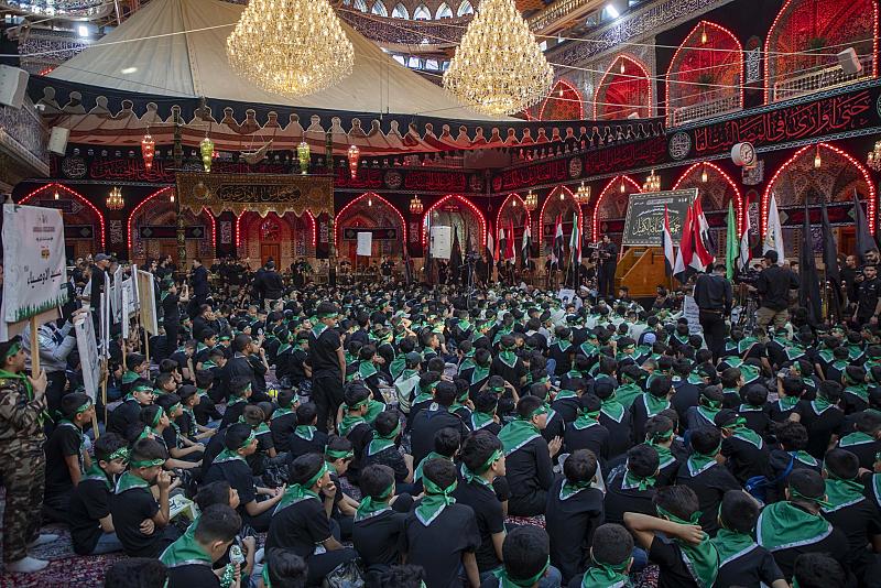 قسم الشؤون الفكرية ينظم المسيرة العاشورائية السنوية بمشاركة نحو ألف طالب