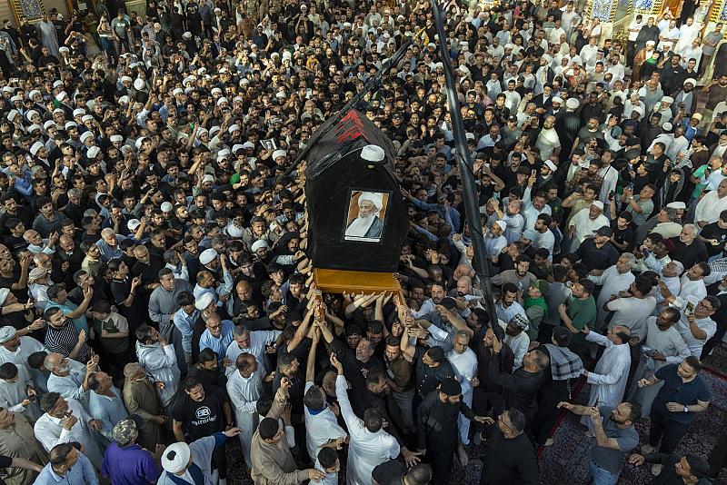 يغيب الجسد وتبقى المرجعية.. وداعًا شيخ الفقهاء، يا نجمَ مدرسةٍ علميةٍ أضاءت دربَ قرنٍ من العطاء