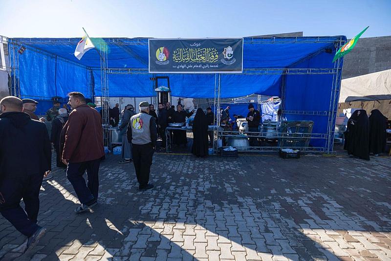 فرقة العباس (عليه السلام) تقدم خدمات متنوعة لزائري مدينة سامراء
