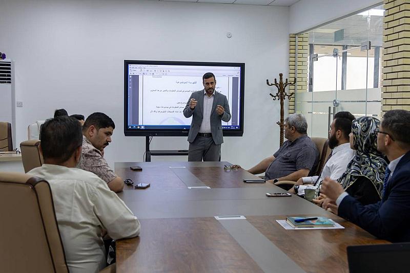 قسم الشّؤون الفكريّة يقدّم دورة تعريفيّة عن الفهرسة لملاكات جامعة الفرات الأوسط