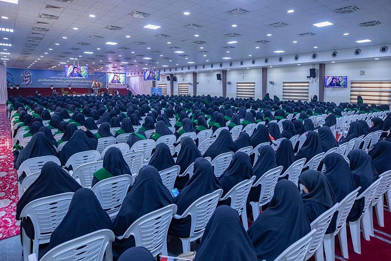 انطلاق فعاليات اليوم الثاني من حفل تكريم طالبات جامعات بابل المرتديات العباءة العراقية
