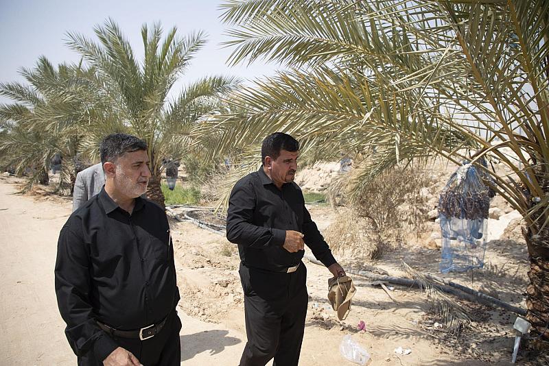 مدير مكتب المتولّي الشرعي يجري جولة تفقّدية لمشروع الحزام الأخضر