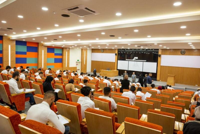 طلبةُ جامعة الكفيل يتواصلون بتأدية امتحاناتهم النهائيّة وسط أجواءٍ نموذجيّة