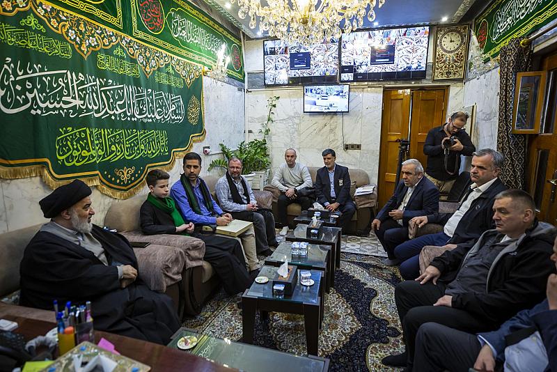 السيّد الصافي يلتقي وفداً من جمهورية البوسنة
