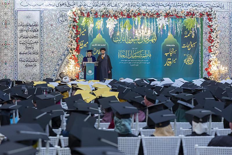 العتبة العباسية المقدسة: حفل تخرج طالبات الجامعات يعزز مكانة المرأة في المجتمع