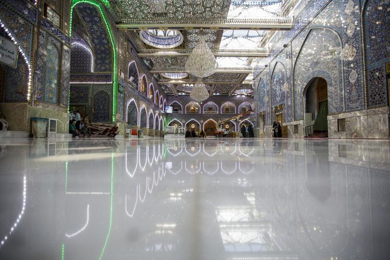 بعد مُضيّ أكثر من (50) عاماً على إكسائه: صحن أبي الفضل العبّاس (عليه السلام) يكتسي حلّةً جديدة من المرمر بعد اختتام أعماله