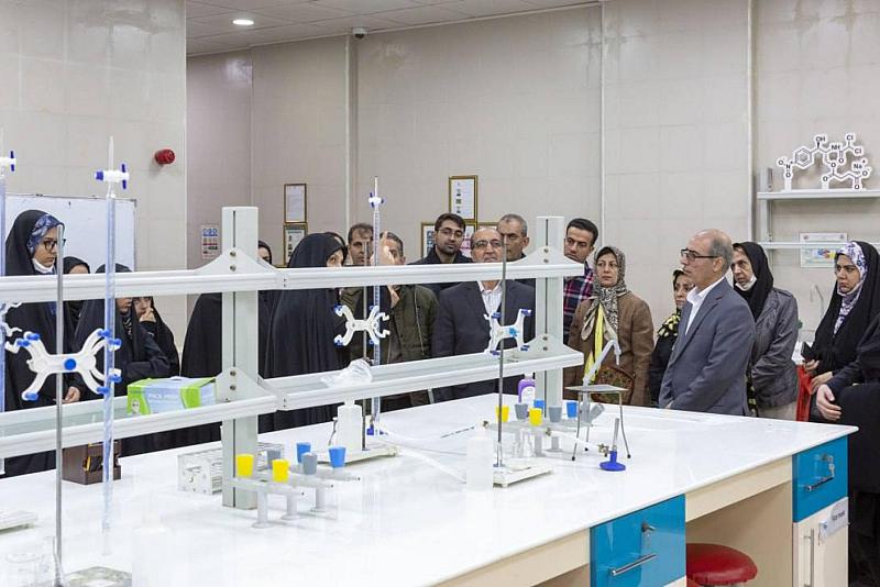 وفدٌ أكاديمي إيراني يطّلع على التطور التكنولوجي والعلمي في جامعة الكفيل