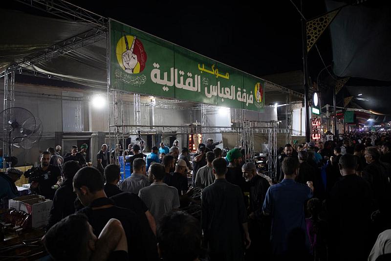 فرقة العباس (عليه السلام) تشارك في تقديم خدمات متنوعة لزائري سامراء