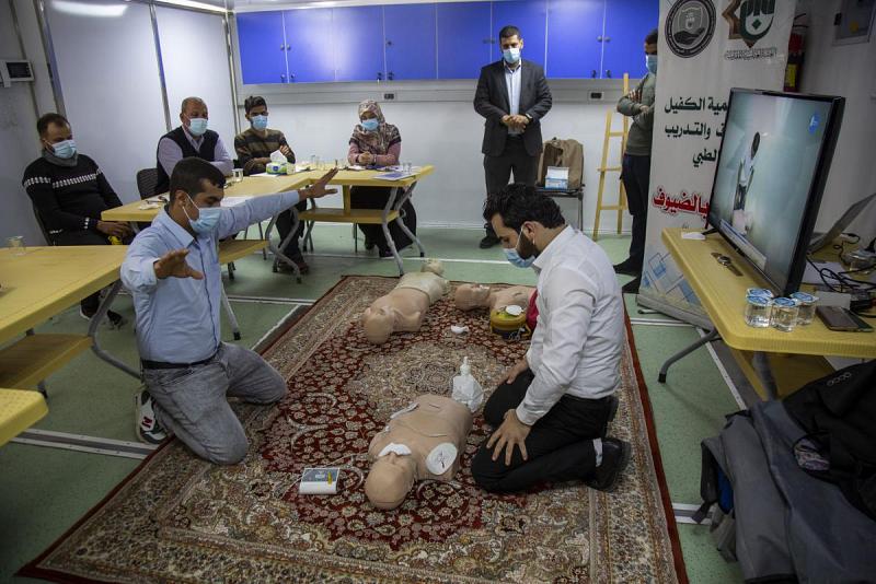 أكاديميّةُ الكفيل للإسعاف والتدريب الطبّي تنظّم دورةً لمجموعةٍ من ملاكات أحد مستشفيات كربلاء