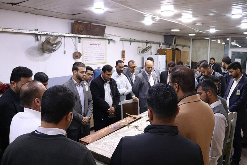قسم صناعة الشبابيك يستعرض جهوده الفنية في تشييد وصناعة أبواب المراقد المقدسة وشبابيك أضرحتها