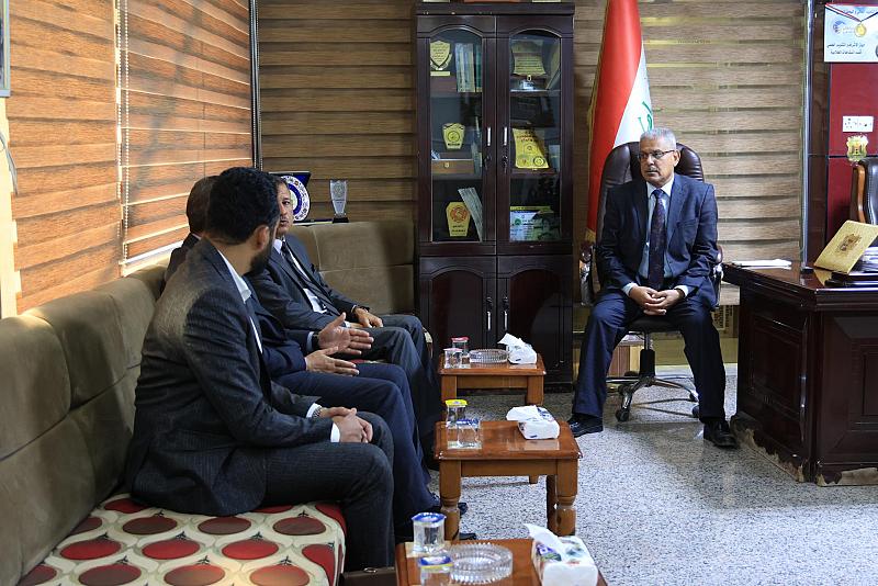 جامعة القاسم الخضراء: حفل تخرّج طلبة الجامعات يبثّ روح التعاون والأخوّة