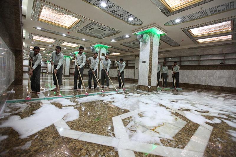 قسمُ الشؤون الخدميّة جهودٌ مباركة وعطاءٌ لا ينضب في تقديم أفضل الخدمات للزائرين الكرام ..