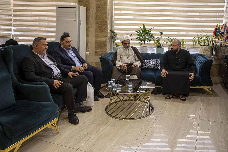 العتبة العباسية تجري زيارة تفقدية لعوائل الشهداء والجرحى اللبنانيين في كربلاء