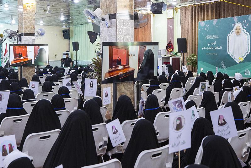 حفل التكليف الشرعي للطالبات يشهد عرض فيلم تعريفي بمشروع (الورود الفاطمية)