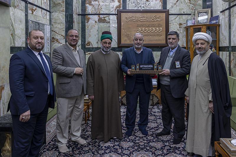 الأمين العام للعتبة العباسية يهنئ السيد جواد الحسناوي بتعيينه مديرًا لمكتب سماحة متوليها الشرعي