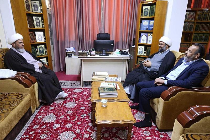 قسم المعارف ومركز الإمام الرضا (عليه السلام) لإحياء التراث يبحثان التعاون المشترك