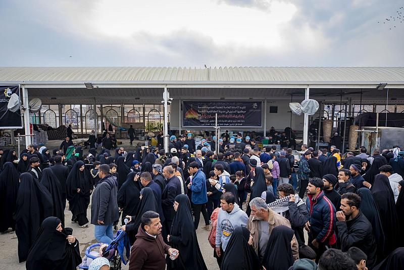 العتبة العباسية المقدسة تقدم أكثر من 60 ألف وجبة طعام يوميًّا لزائري مدينة الكاظمية