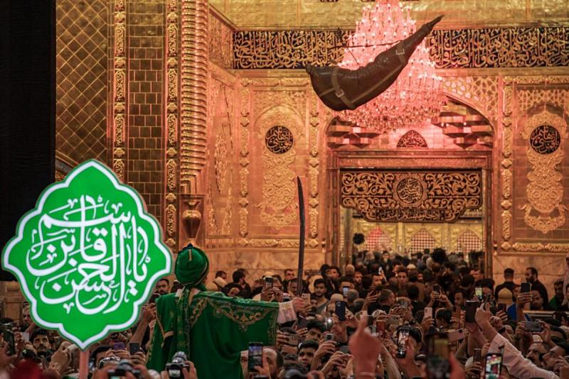 إنْ تُنكِروني فأنا نَجلُ الحسن.. ليلة الثامن محرم تشهد عرساً كربلائيّاً يُثيرُ الشجنَ ويوجِعُ القلب 