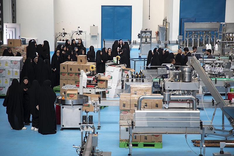 قسم العلاقات ينظّم جولةً ميدانية على مشاريع العتبة العباسية لوفدٍ من جامعة القادسية