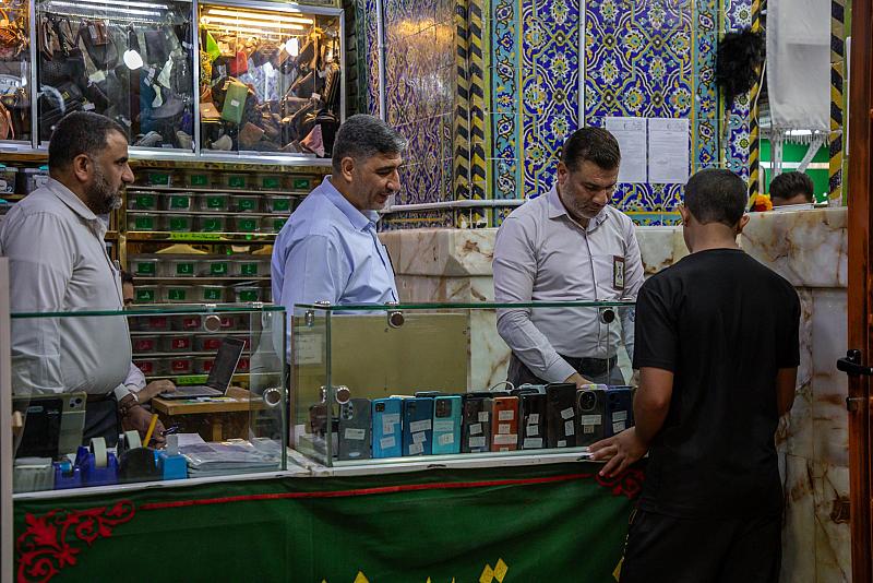 قسم الهدايا والنذور يوضح آلية استلام وحفظ الممتلكات المفقودة للزائرين