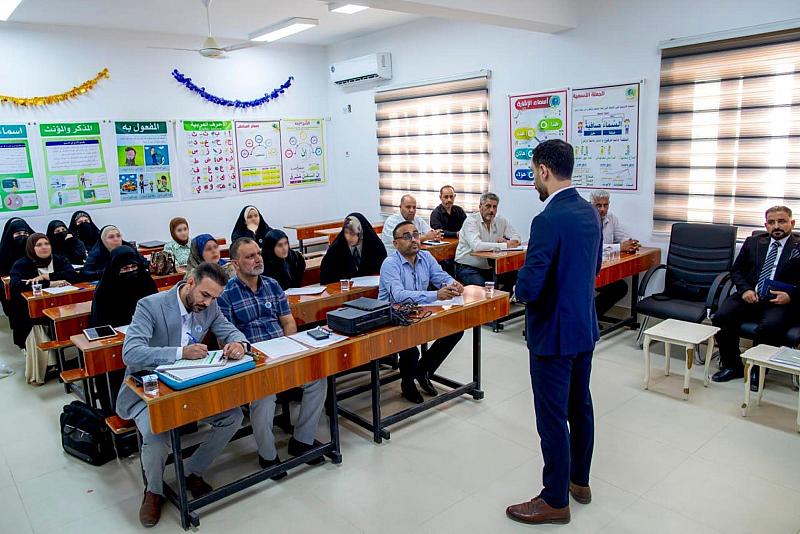 قسم التطوير ينظم دورة عن أدوات الذكاء الاصطناعي لملاكات مؤسسة الفضل ومدارس الفرح في ذي قار