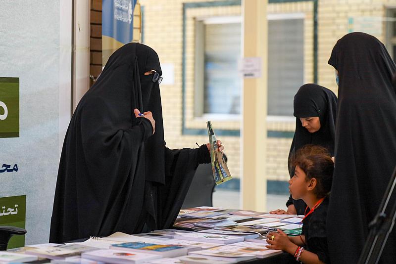 خلال زيارة الأربعين.. أكثر من 6500 مستفيدة من البرامج الثقافية لمكتبة أمّ البنين (عليها السلام) النسوية