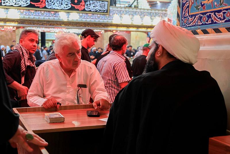 لخدمة زائري الأربعين... قسم الشؤون الدينية ينشر محطات تبليغية داخل مرقد أبي الفضل العباس (عليه السلام) وخارجه