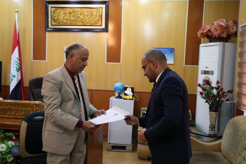 توزيع دعوات المشاركة بالمسابقة الوطنية لفن الخطابة.. ومديرو التربية يؤكدون على مشاركة طلبتهم فيها، ويصفونها بالفعالية الناجحة...