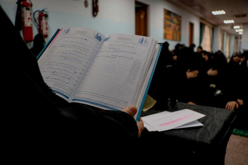 مجلسُ عزاءٍ نسويّ إحياءً لذكرى فاجعة هدم مراقد الأئمّة الأطهار (عليهم السلام)