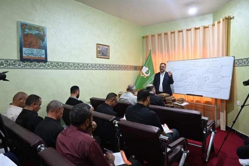 مركزُ تُراث الجنوبِ يُقيمُ دورةً متقدّمةً في التحقيقِ والفهرسة