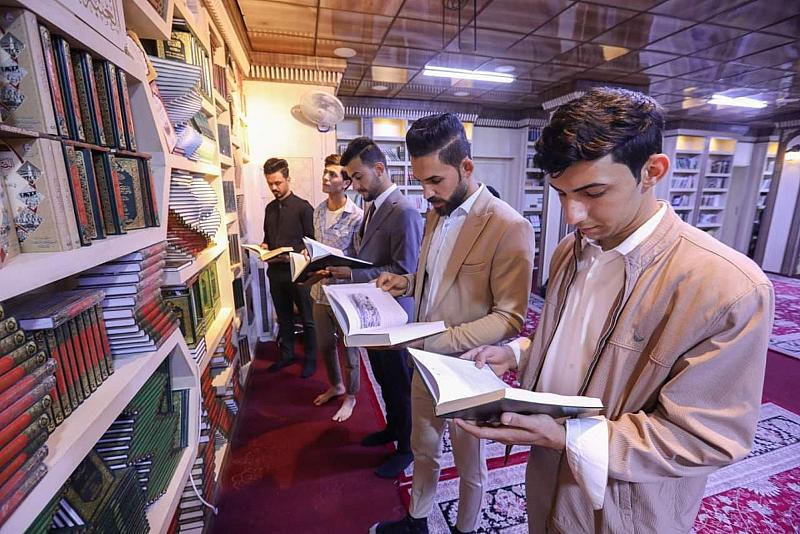 وفد أكاديمي من جامعة البصرة يطلع على نتاجات قسم المعارف التراثية