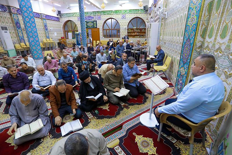 المجمع العلمي يواصل تنفيذ برنامج قراءة صفحة من القرآن الكريم في صلاح الدين