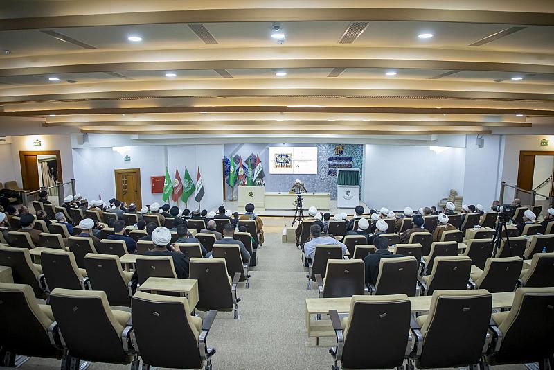 بحضور متوليها الشرعي.. العتبة العباسية تُقيم ندوة علميّة عن كتاب الصلاة للعلامة المشكيني