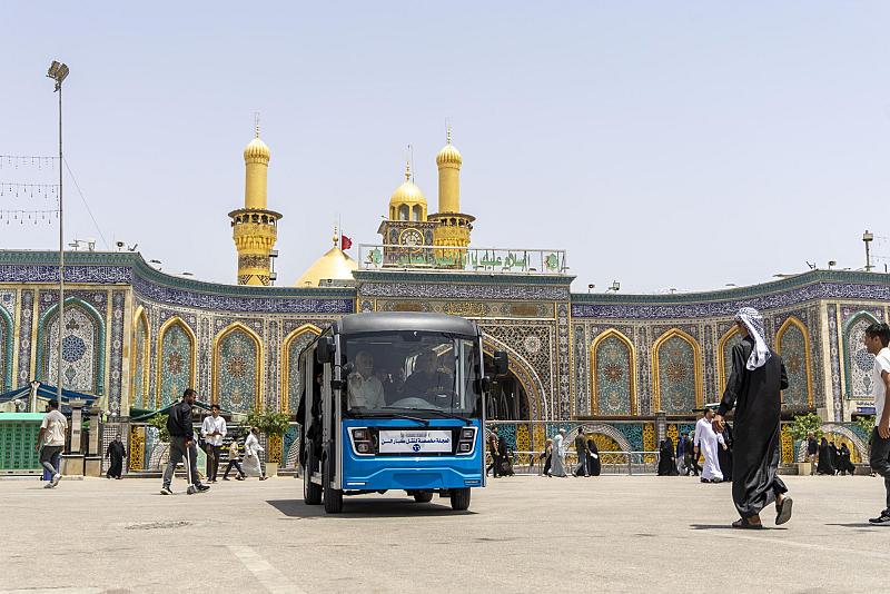استعداداً لزيارة يوم عرفة.. قسم بين الحرمين الشريفين يهيّئ عجلات الشحن خدمةً للزائرين