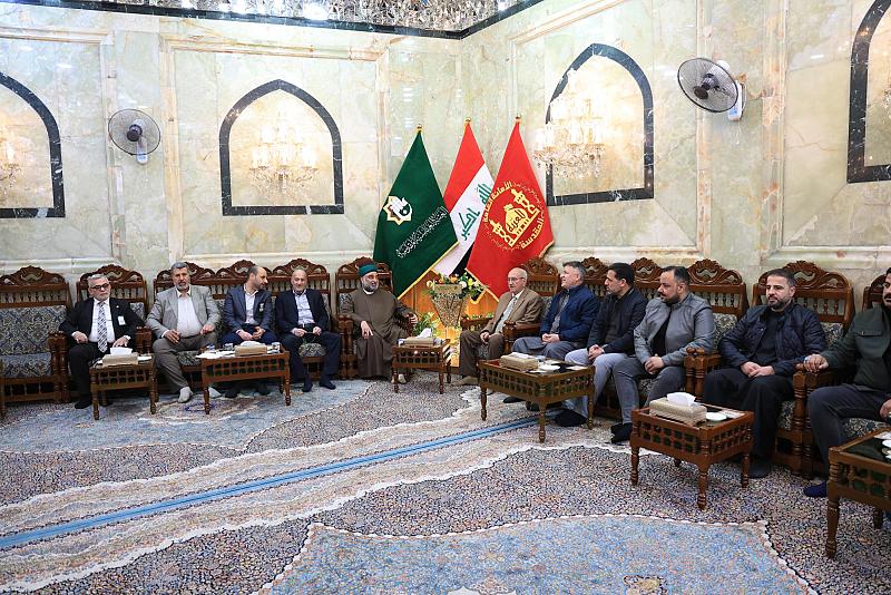 وفد الهيئات والمواكب في كربلاء يقدم التهاني للأمين العام للعتبة العباسية بمناسبة إعادة تعيينه