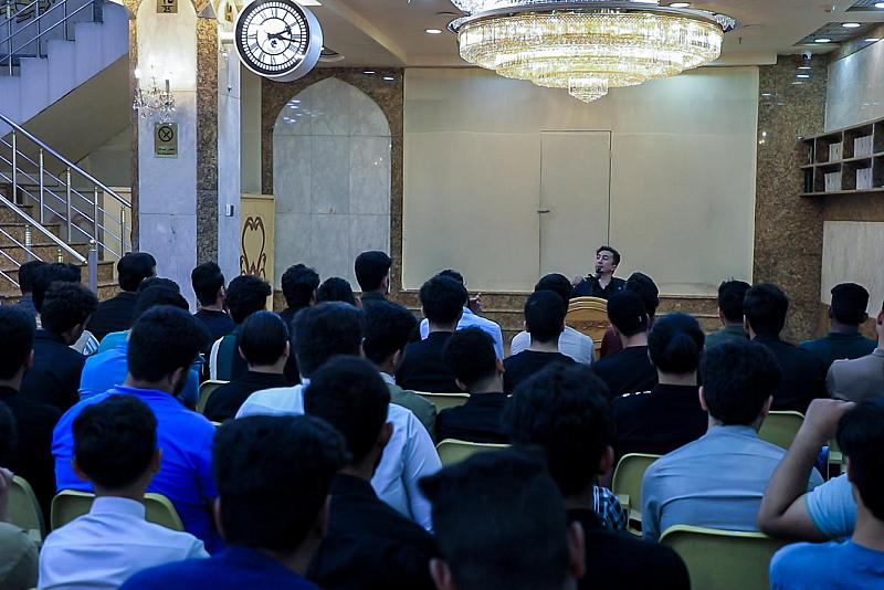 العتبة العباسية تقيم ورشة علميّة عن عناصر الهُويّة الثقافيّة لوفدٍ من جامعة ذي قار