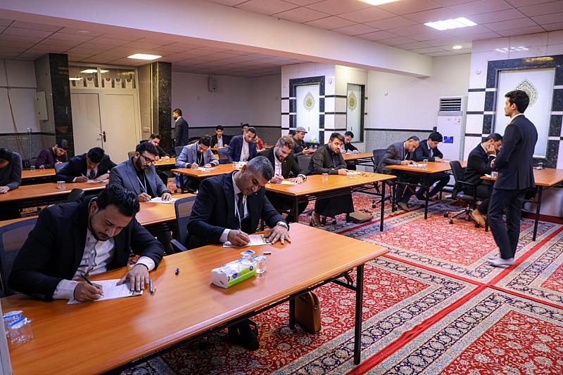 المجمع العلمي يجري الاختبارات النظرية والتطبيقية لمتدربي الدورة الإعلامية القرآنية