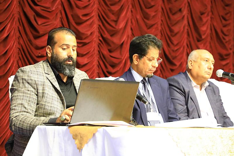 في مؤتمر علمي.. باحث من العتبة العباسية يستعرض دور وسائل الإعلام في تعزيز مقاومة الأفكار الضارة