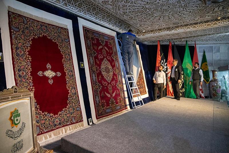 متحف الكفيل يعلن عرض منسوجات نادرة من السجّاد والرايات النفيسة