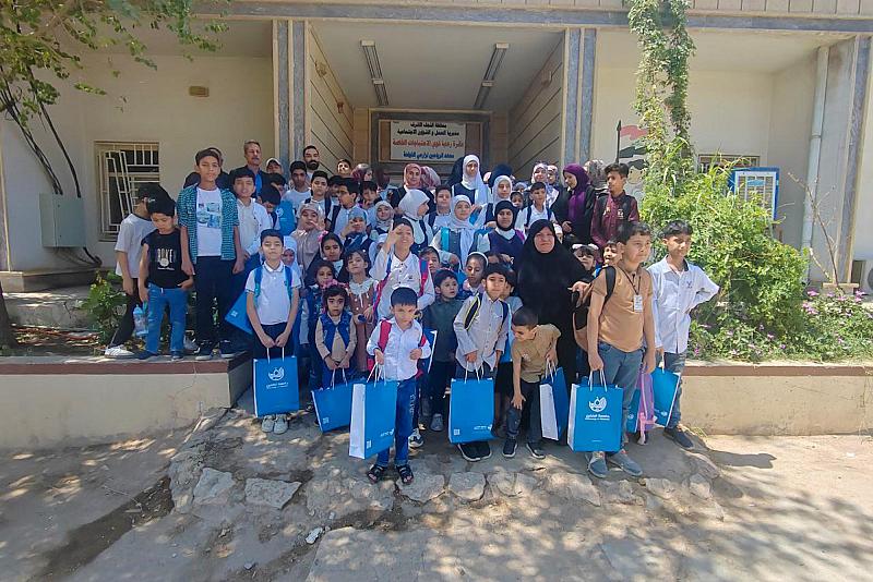 جامعة الكفيل تنظّم زيارةً إنسانية لطلبتها إلى معهد الرياحين لزارعي القوقعة في النجف الأشرف