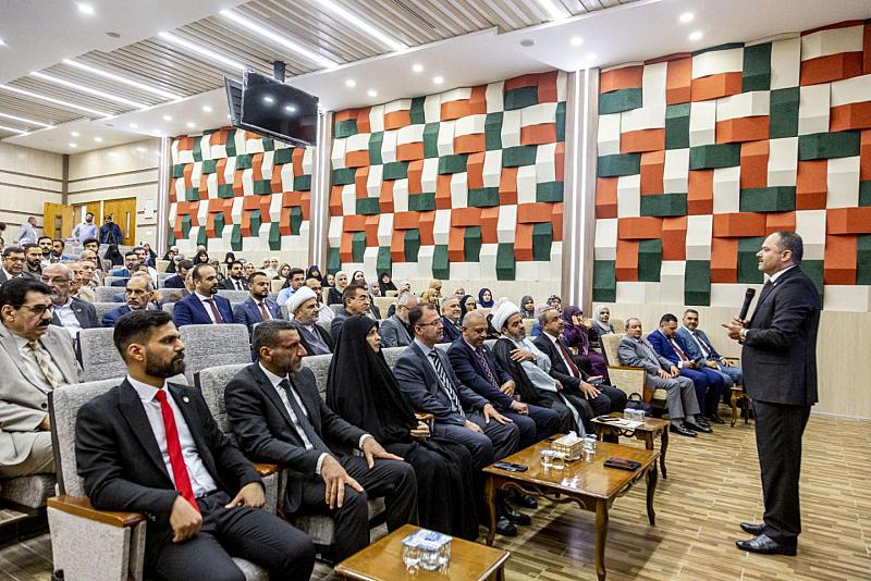 جامعة الكفيل تعقد اجتماعًا مع الهيأة التدريسيّة لمناقشة سبل تطوير العمليّة التعليميّة
