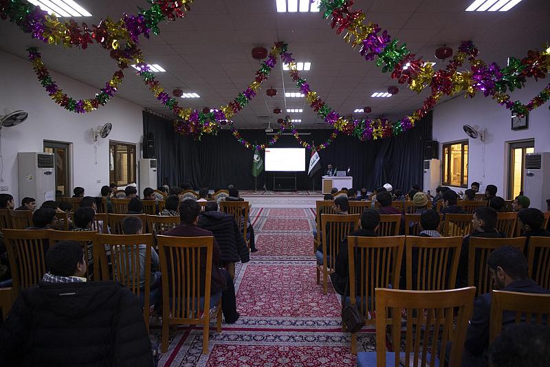 المجمع العلمي يقدّم محاضرة تعريفية لوفد من طلبة المدارس الدينية في مدينة مشهد
