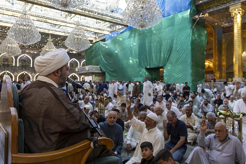 قسم الشؤون الدينية يقيم مجلس عزاء لاستذكار مصائب أهل البيت (عليهم السلام)