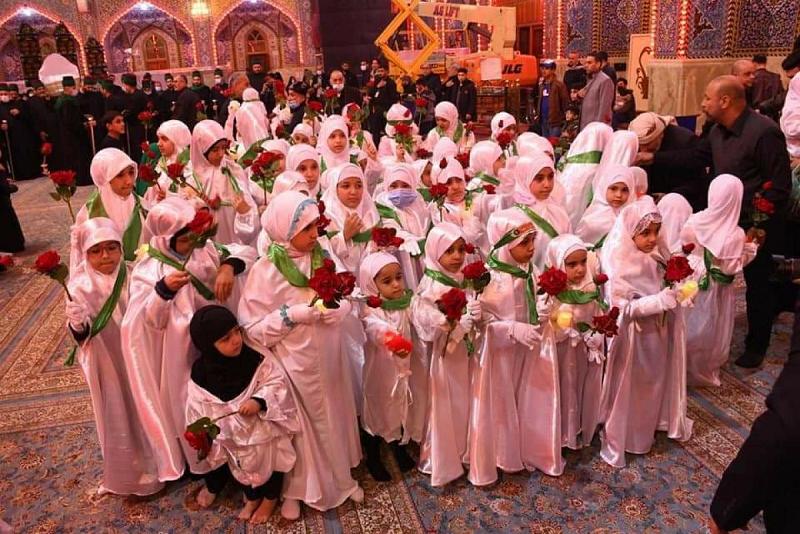 بموكبٍ عفويّ: أطفالٌ يعبّرون عن حزنِهِم في ذكرى استشهاد السيّدة الزهراء (عليها السلام)