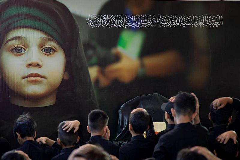 موكبُ أشبالِ الطفّ: حين تُفطَمُ الطفولةُ على حبِّ الحسينِ (عليه السلام)