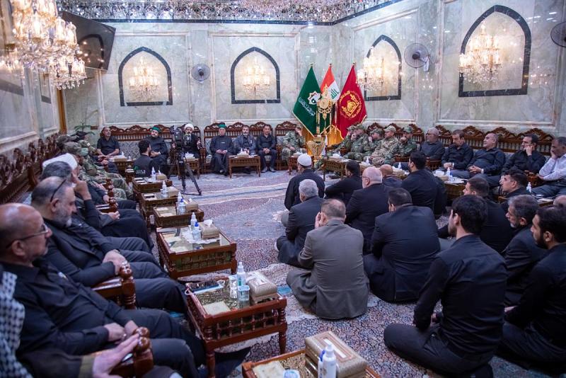  العتبةُ العبّاسية المقدّسة تنظّمُ مجلساً عزائيّاً لخَدَمَتها في ذكرى جريمة هدم قبور أئمّة البقيع (عليهم السلام)